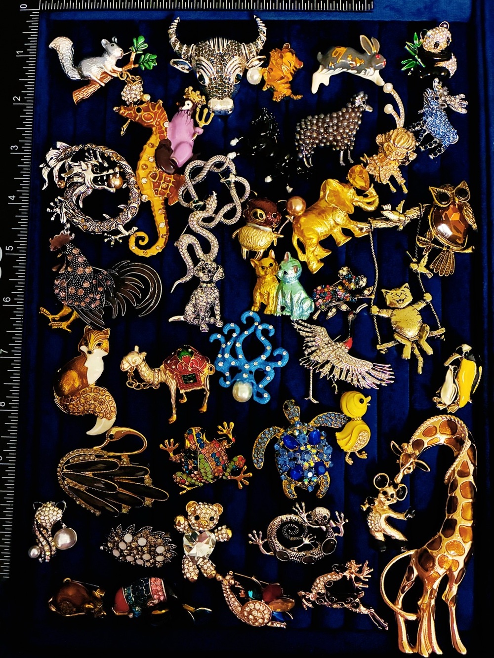 Lot of 40 Animal Brooch Pins Rhinestone Enamel Crystal Jewelry Collection